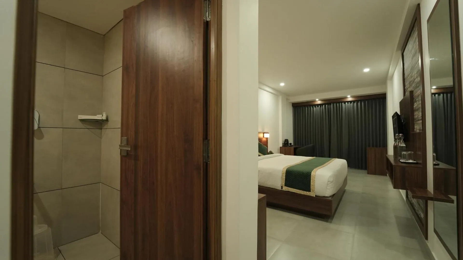 Georjoys Hotels & Resorts Kalpatta