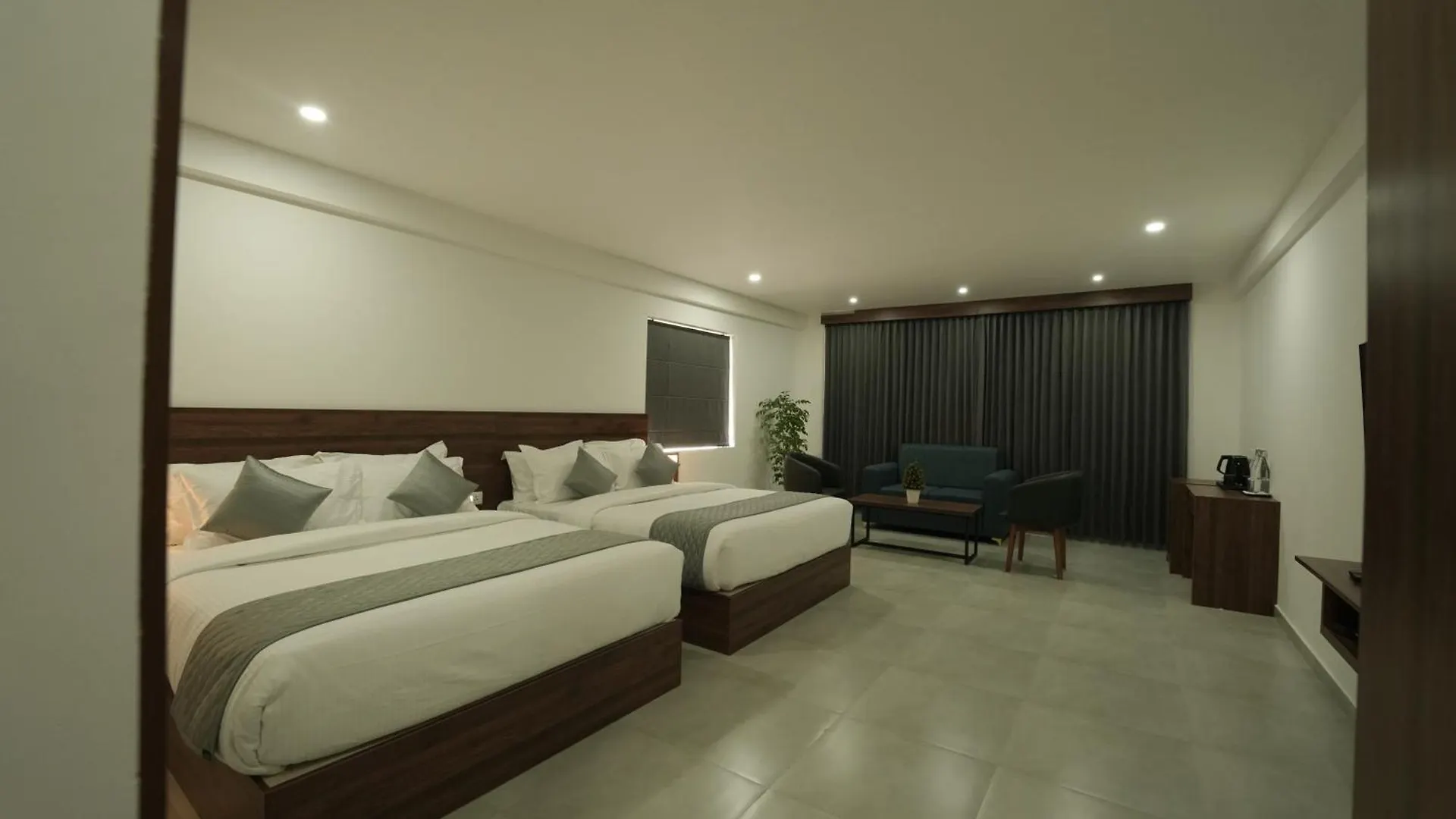 Georjoys Hotels & Resorts Kalpetta