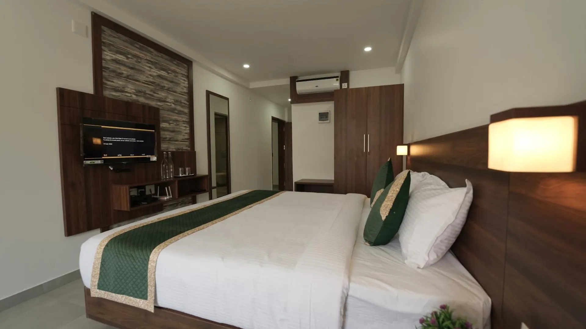 Georjoys Hotels & Resorts Kalpetta